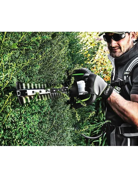 Cortasetos profesional a batería EGO HTX6500 para poda diaria